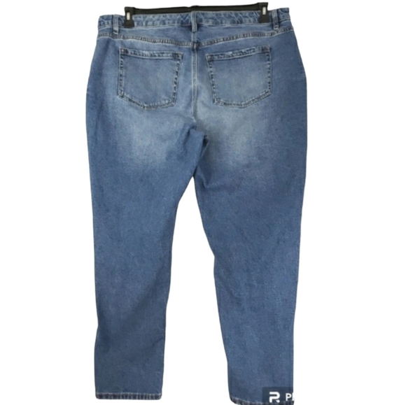 Lane Bryant Flex Magic Waistband Signature Fit Distressed Boyfriend Jeans--Sz.18 - Picture 4 of 12